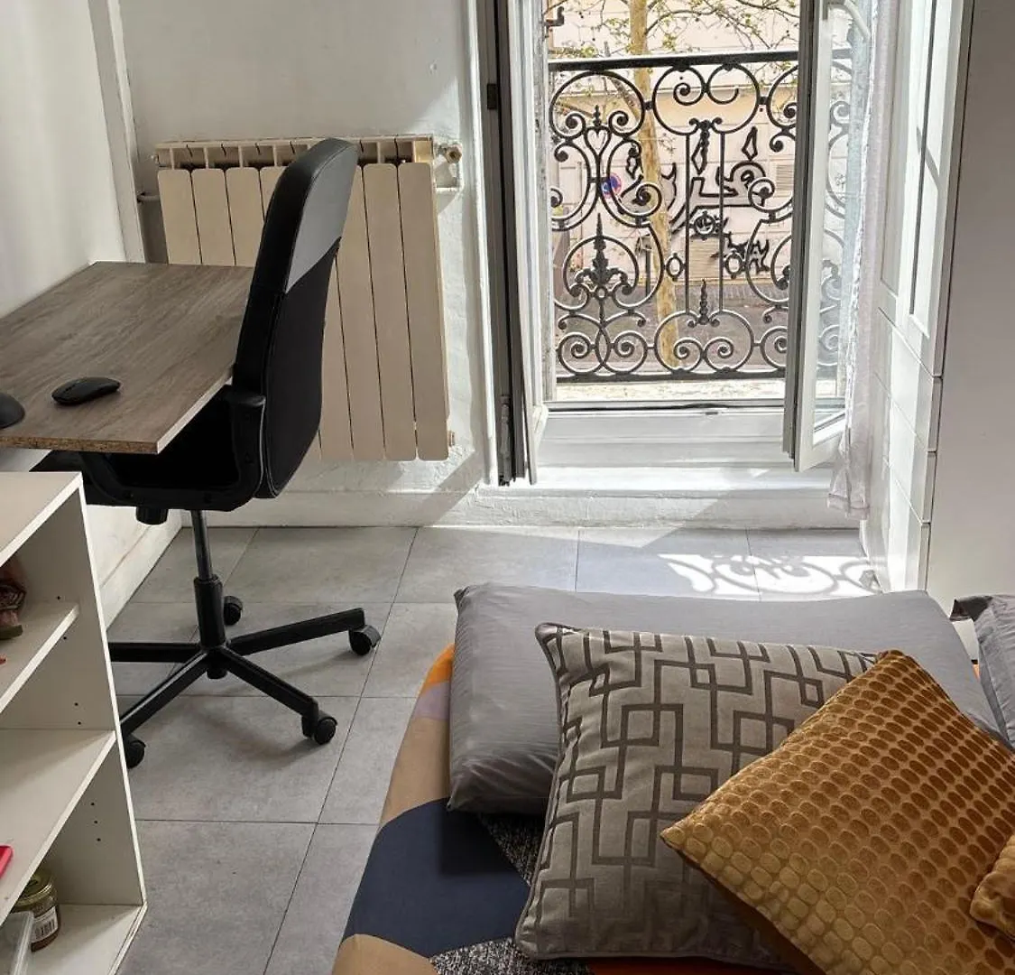 Apartment Jolie Appart A La Joliette Marseille